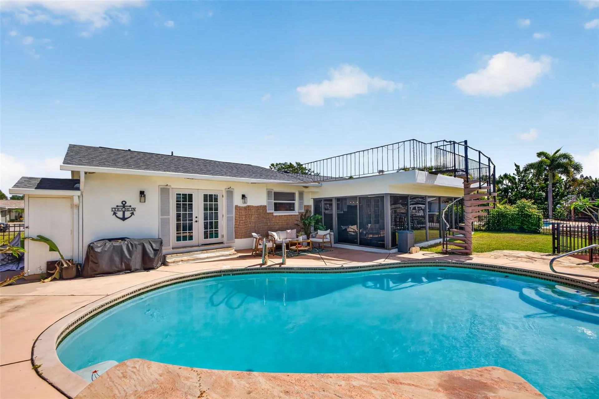 8450 Flagstone Drive Tampa FL 33615