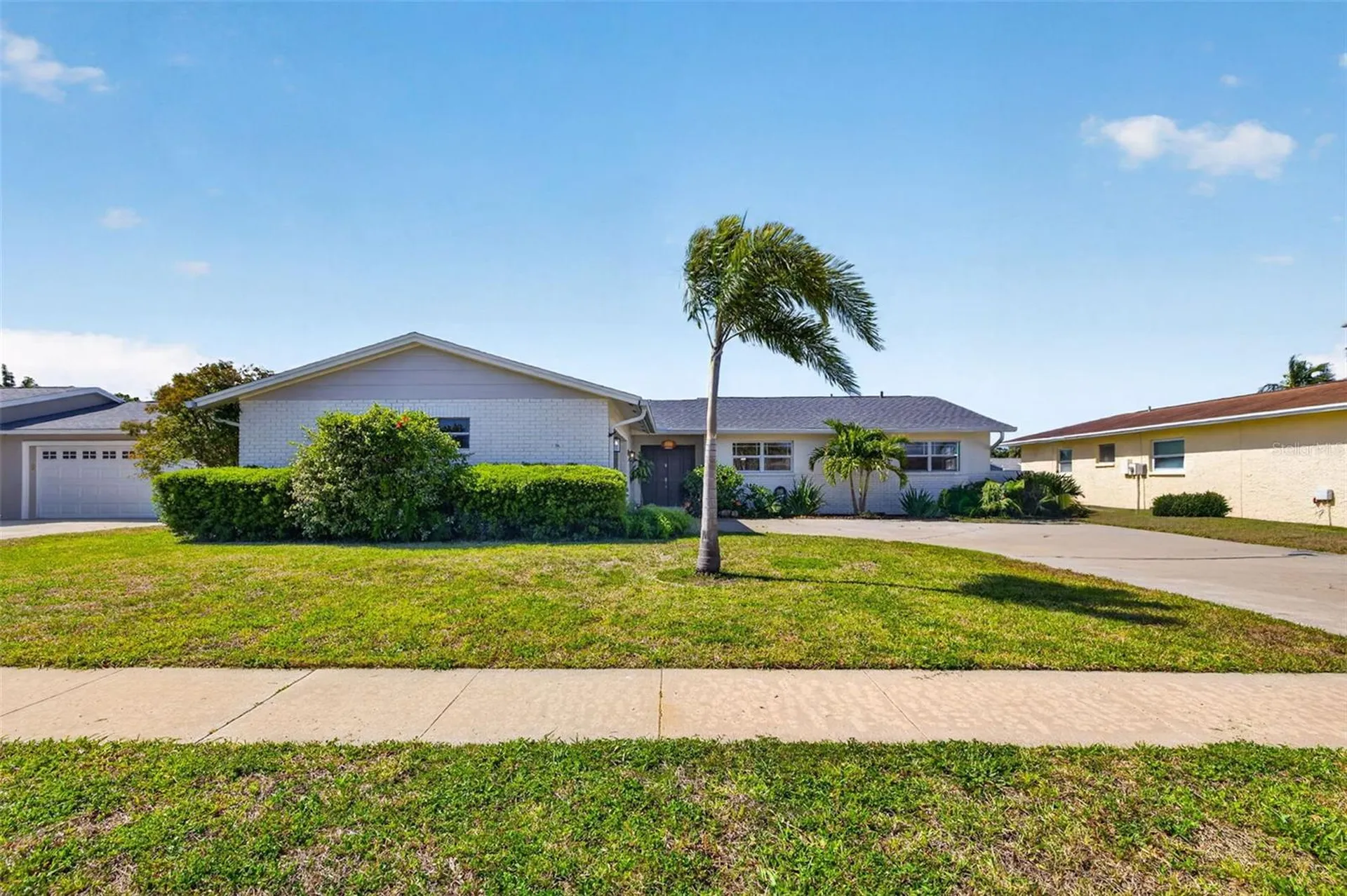 8450 Flagstone Drive Tampa FL 33615