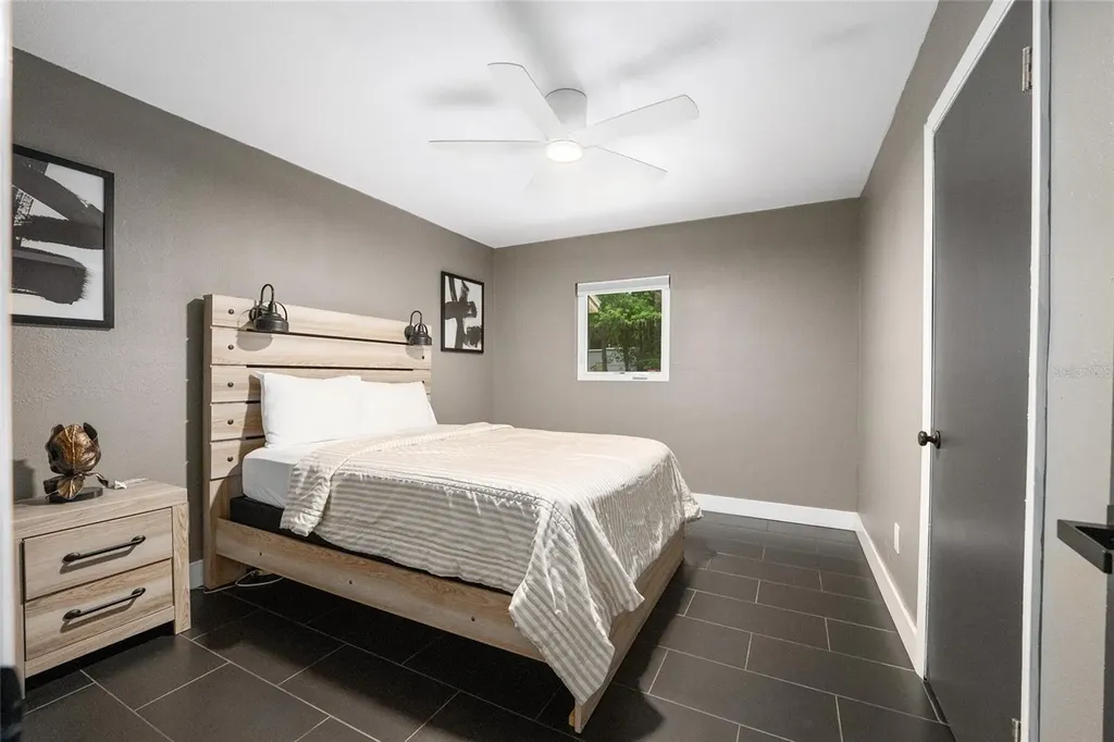 1214 NW 55th Terrace Gainesville FL 32605