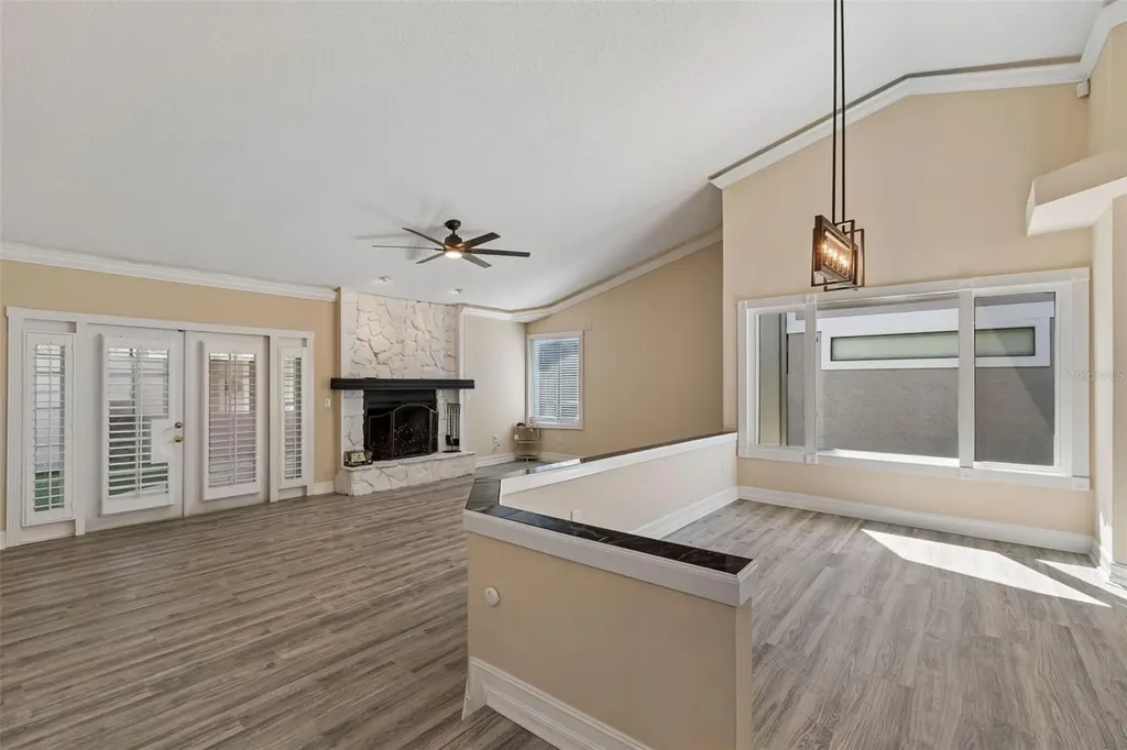 14675 Village Glen Circle Tampa FL 33618