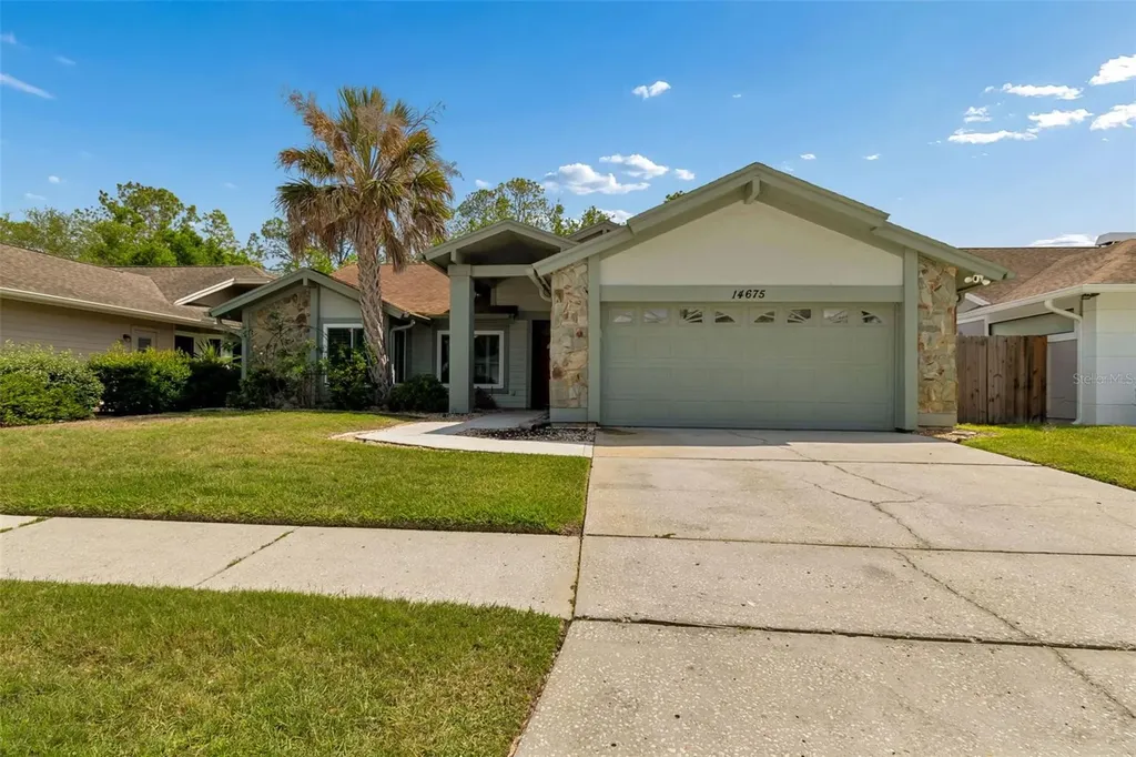 14675 Village Glen Circle Tampa FL 33618