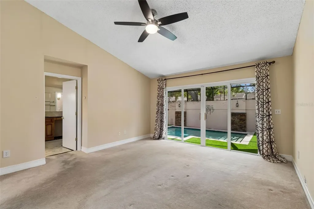 14675 Village Glen Circle Tampa FL 33618