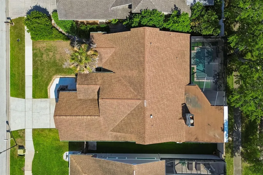 14675 Village Glen Circle Tampa FL 33618