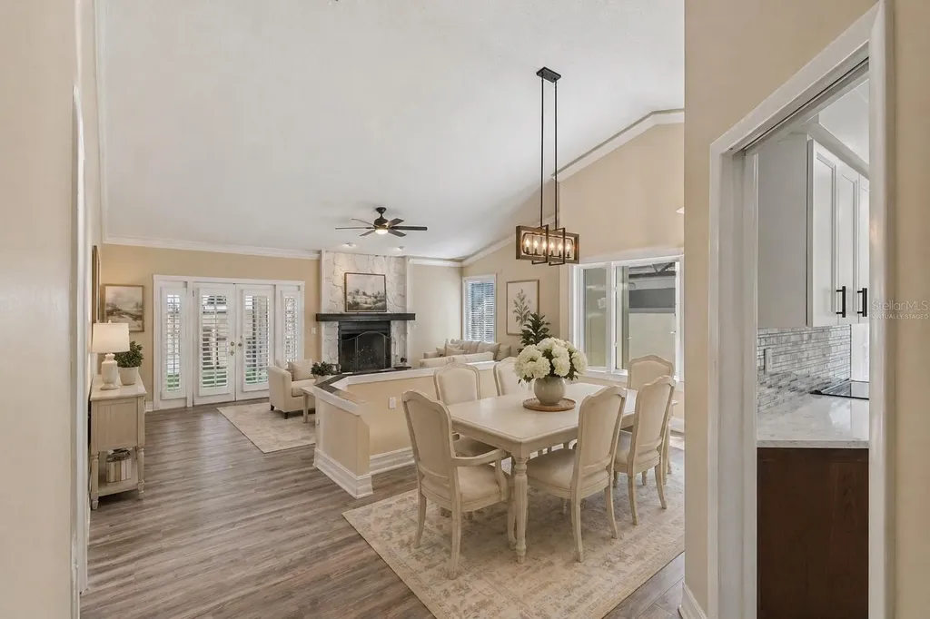 14675 Village Glen Circle Tampa FL 33618
