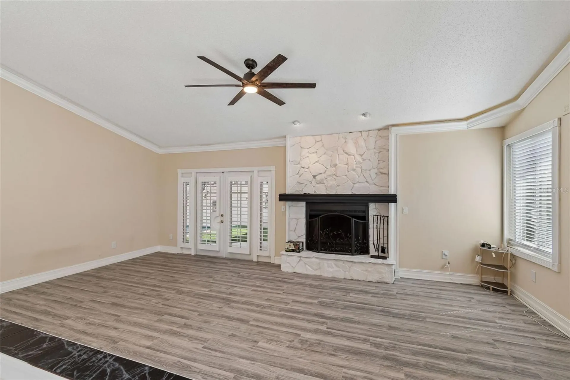 14675 Village Glen Circle Tampa FL 33618