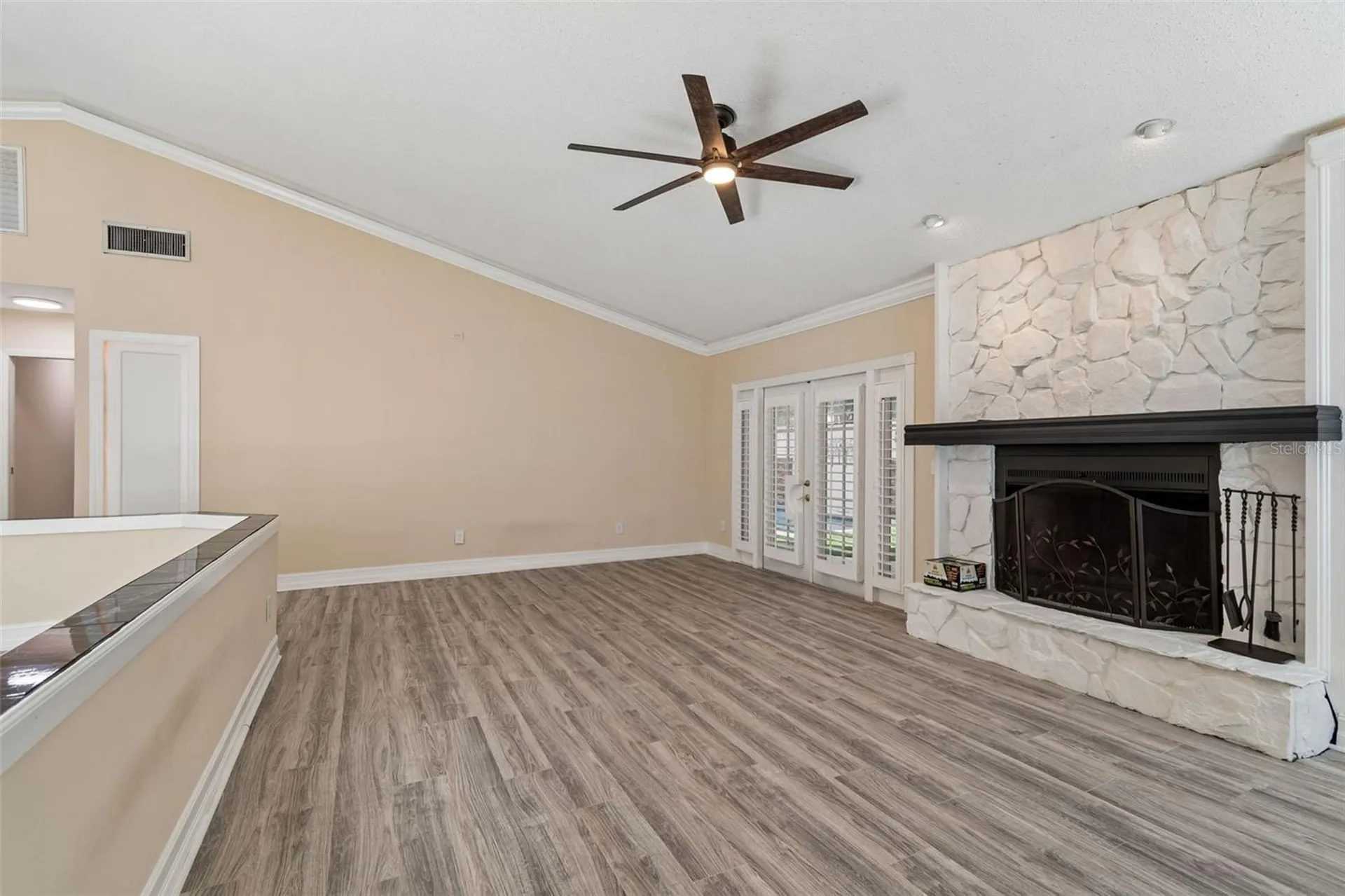 14675 Village Glen Circle Tampa FL 33618