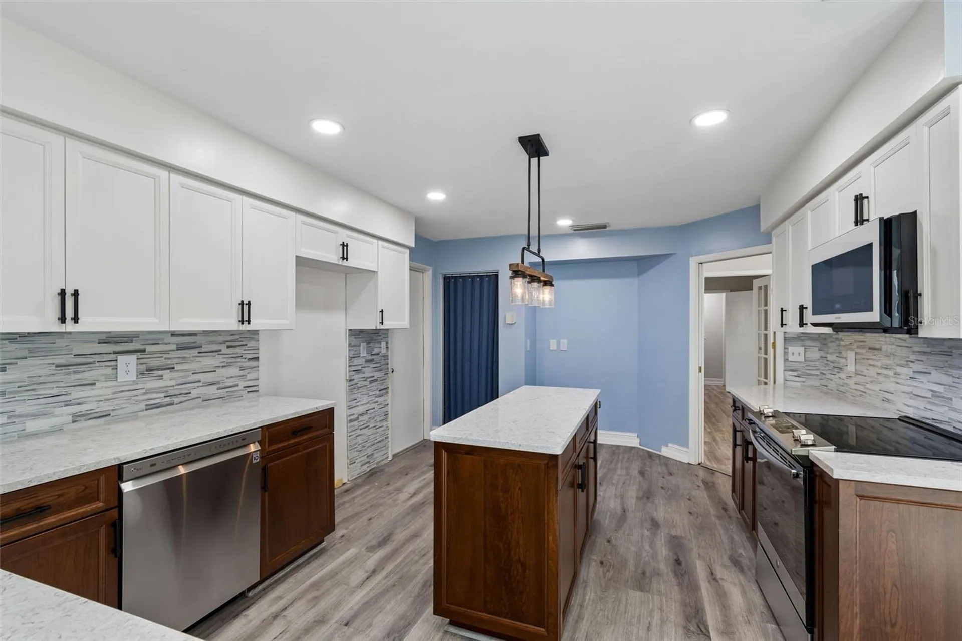 14675 Village Glen Circle Tampa FL 33618
