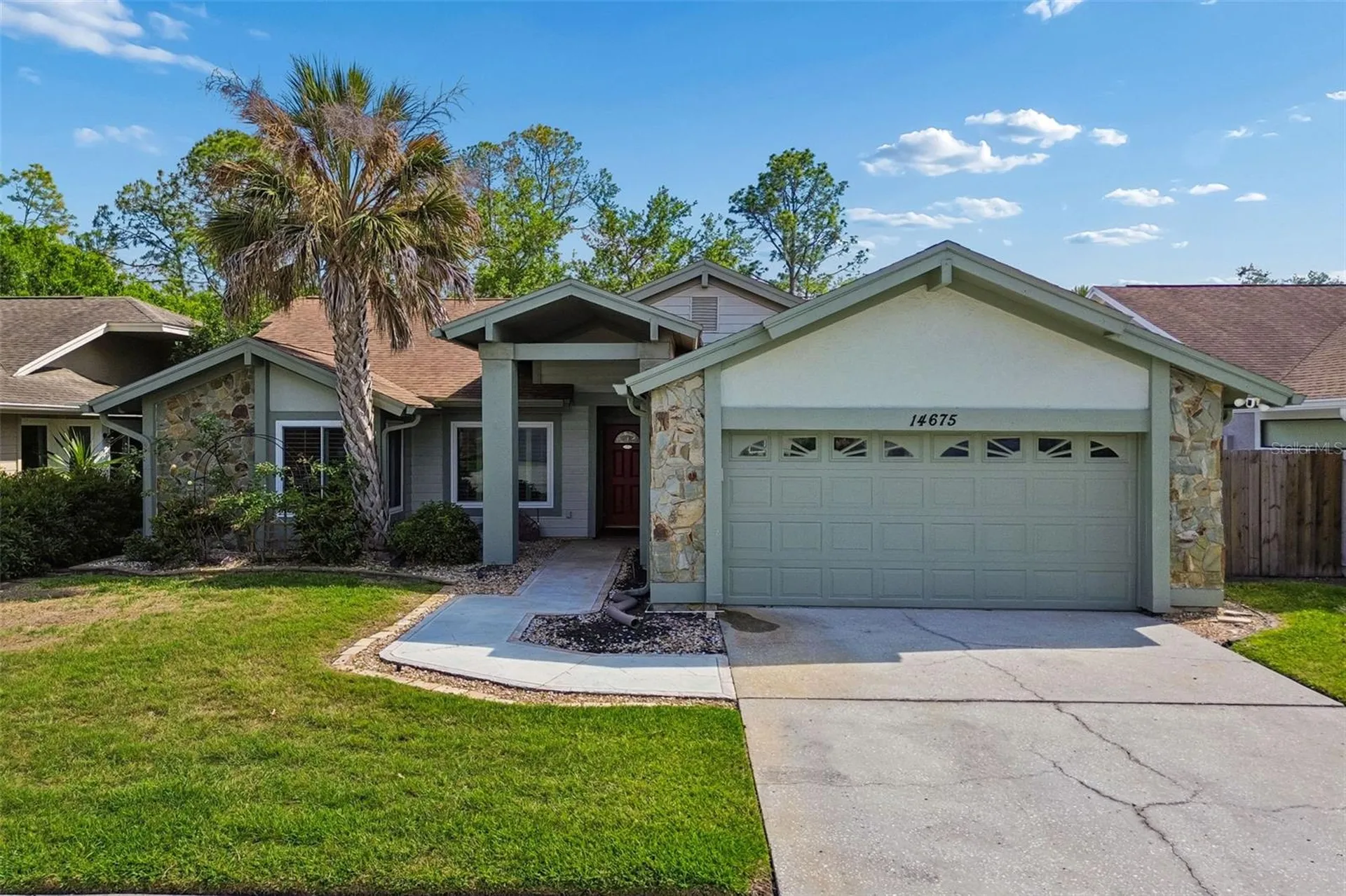 14675 Village Glen Circle Tampa FL 33618