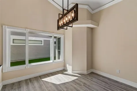 14675 Village Glen Circle Tampa FL 33618