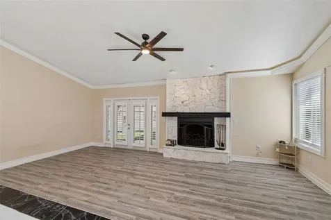 14675 Village Glen Circle Tampa FL 33618