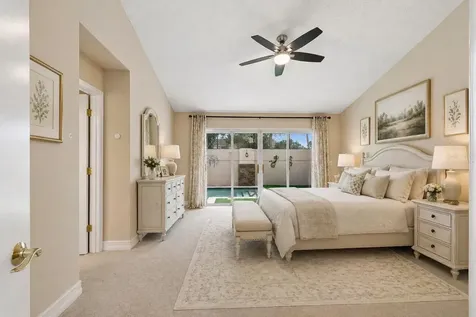 14675 Village Glen Circle Tampa FL 33618