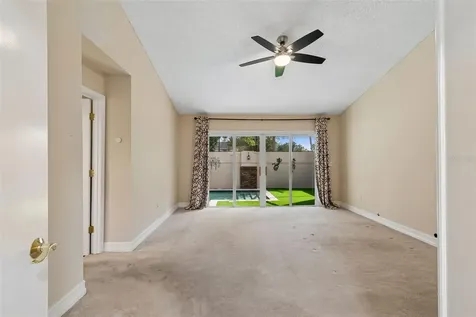 14675 Village Glen Circle Tampa FL 33618