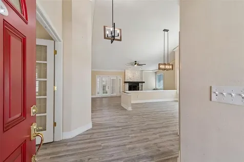 14675 Village Glen Circle Tampa FL 33618