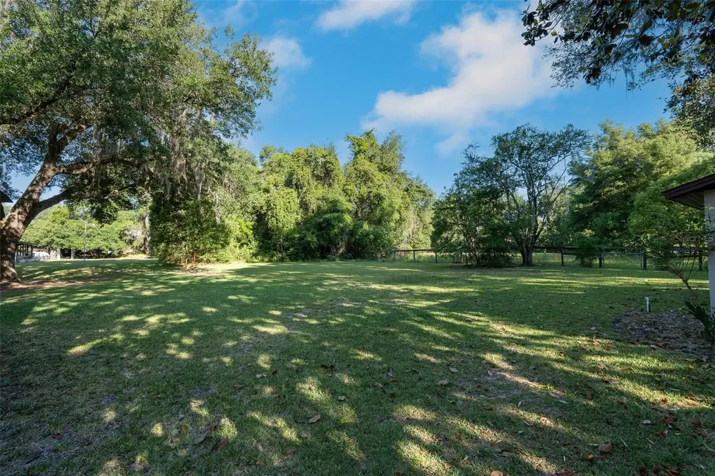 2217 NW 52 Street Ocala FL 34475