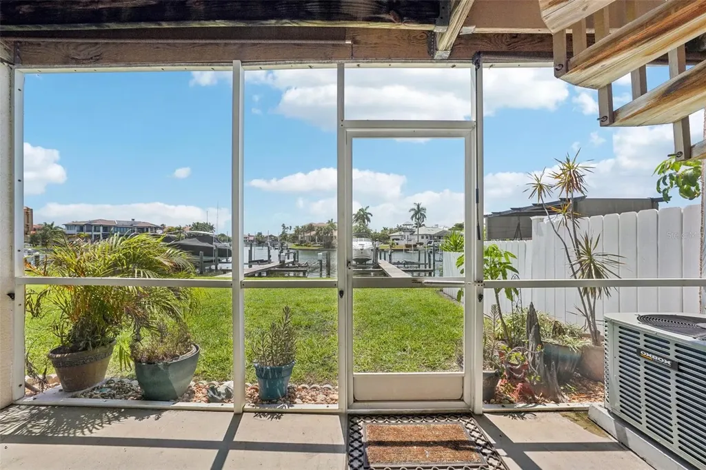637 Pinellas Bayway Tierra Verde FL 33715