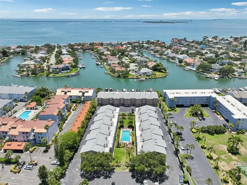 637 Pinellas Bayway Tierra Verde FL 33715