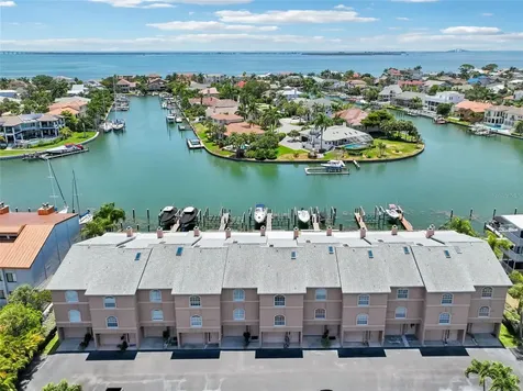 637 Pinellas Bayway Tierra Verde FL 33715