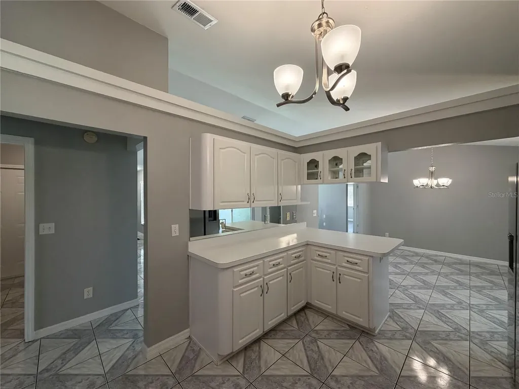 7750 SE 150 Avenue Morriston FL 32668