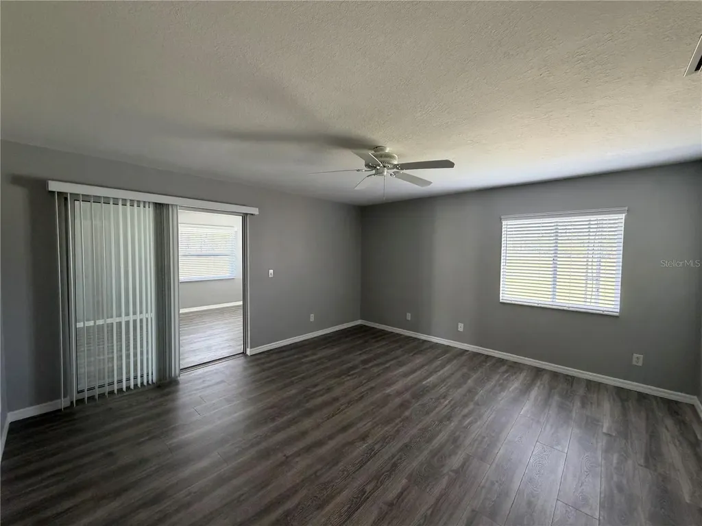 7750 SE 150 Avenue Morriston FL 32668