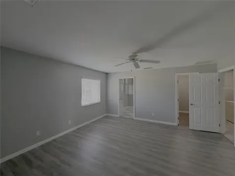 7750 SE 150 Avenue Morriston FL 32668