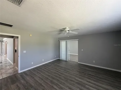 7750 SE 150 Avenue Morriston FL 32668