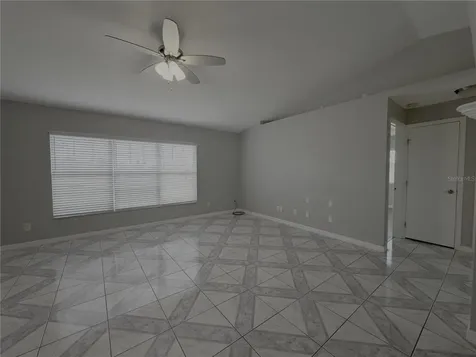7750 SE 150 Avenue Morriston FL 32668