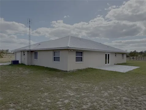 7750 SE 150 Avenue Morriston FL 32668