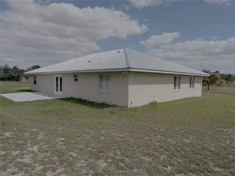 7750 SE 150 Avenue Morriston FL 32668