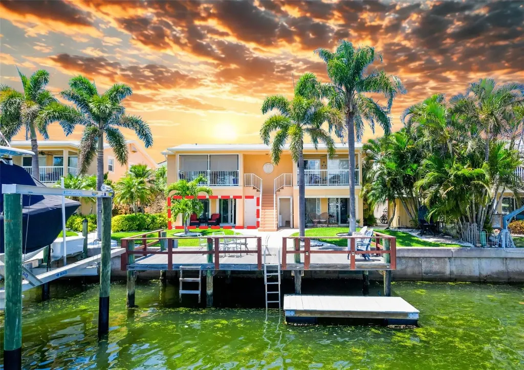 2687 Woodette Drive Dunedin FL 34698