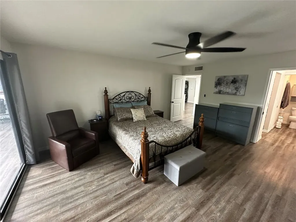 619 Spring Lakes Boulevard Bradenton FL 34210