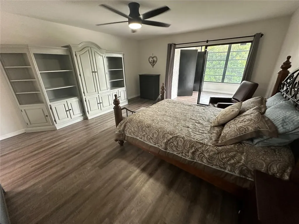 619 Spring Lakes Boulevard Bradenton FL 34210