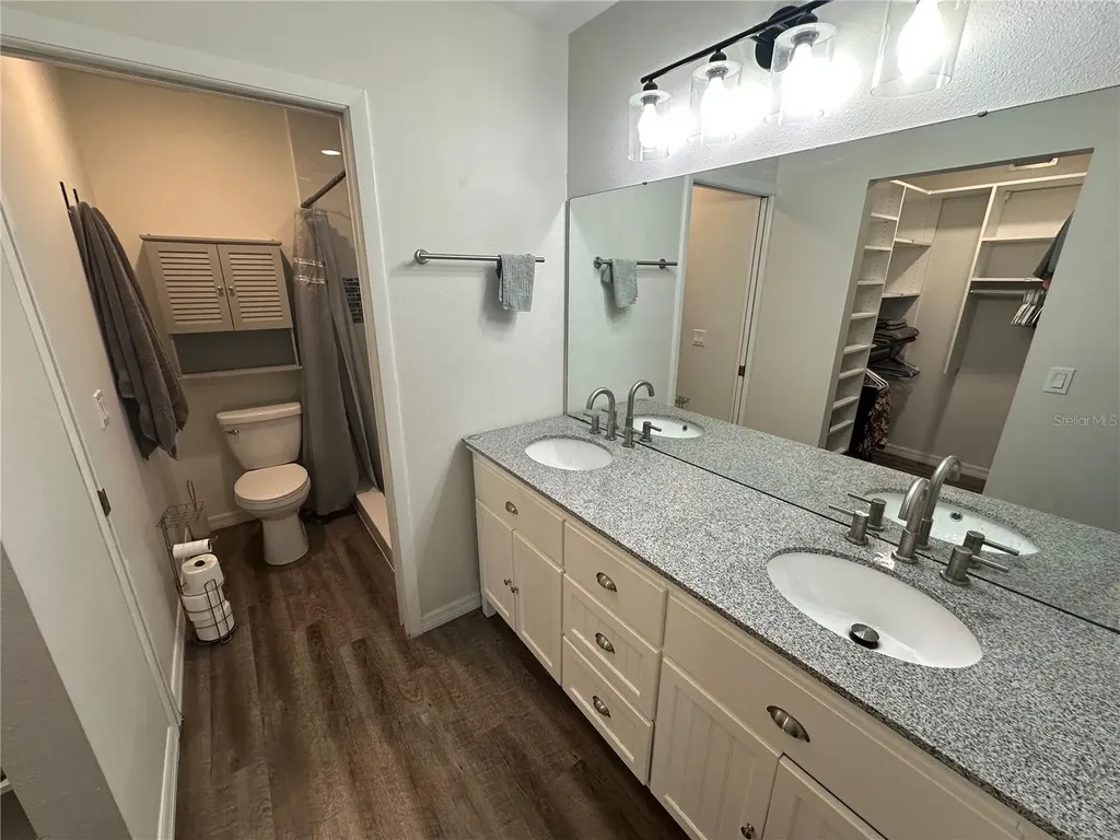 619 Spring Lakes Boulevard Bradenton FL 34210