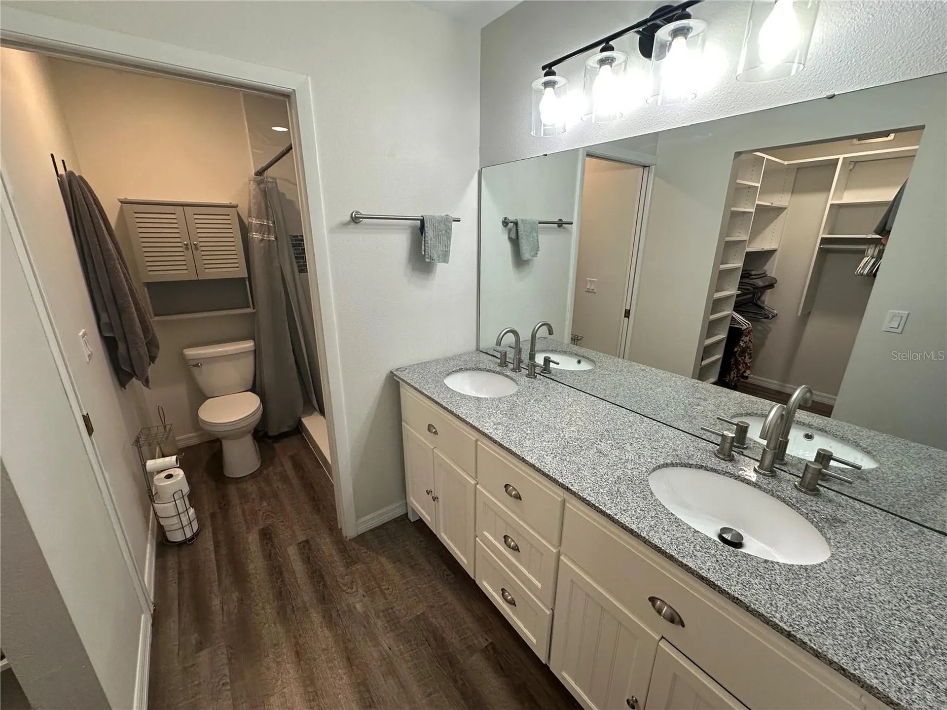 619 Spring Lakes Boulevard Bradenton FL 34210