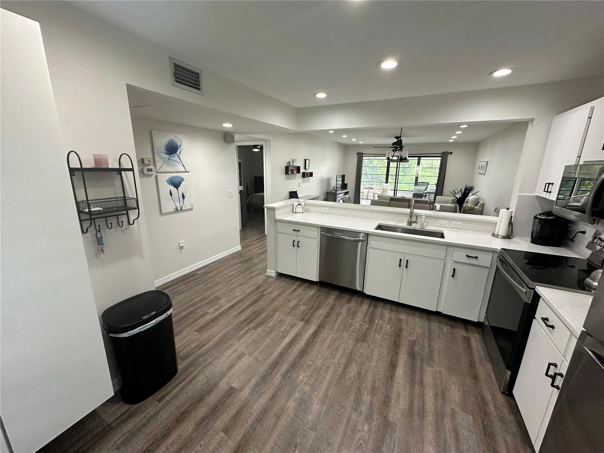 619 Spring Lakes Boulevard Bradenton FL 34210
