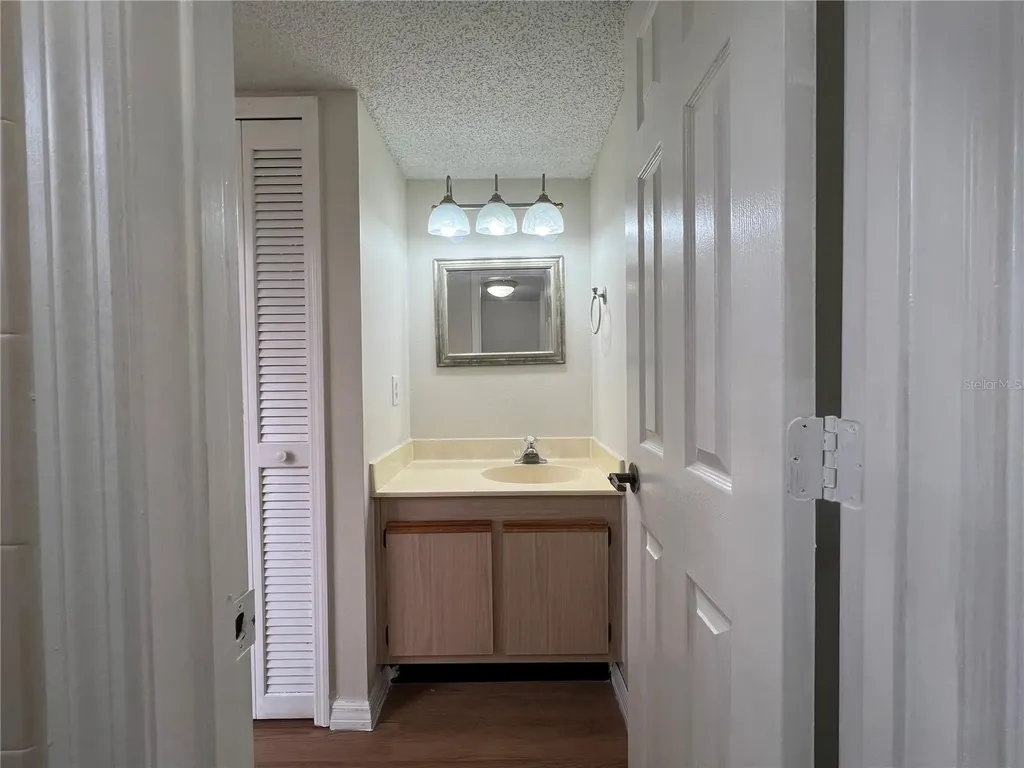 4838 Normandy Orlando FL 32811