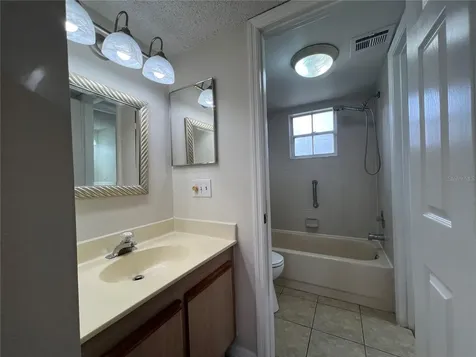 4838 Normandy Orlando FL 32811