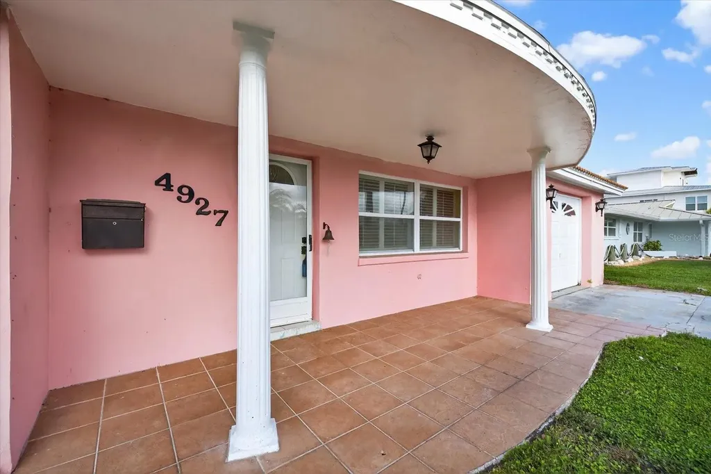 4927 Forestay Court New Port Richey FL 34652