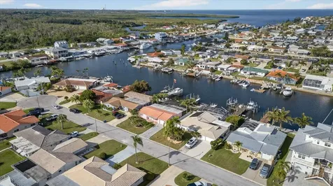 4927 Forestay Court New Port Richey FL 34652