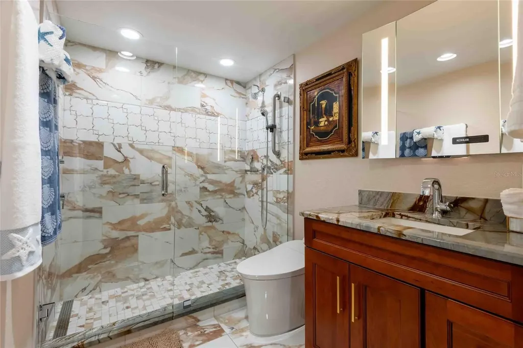 4737 Dolphin Cay Lane S St Petersburg FL 33711