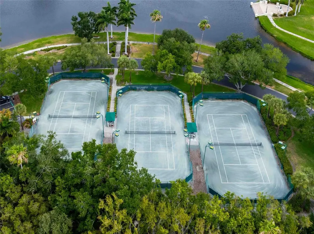 4737 Dolphin Cay Lane S St Petersburg FL 33711