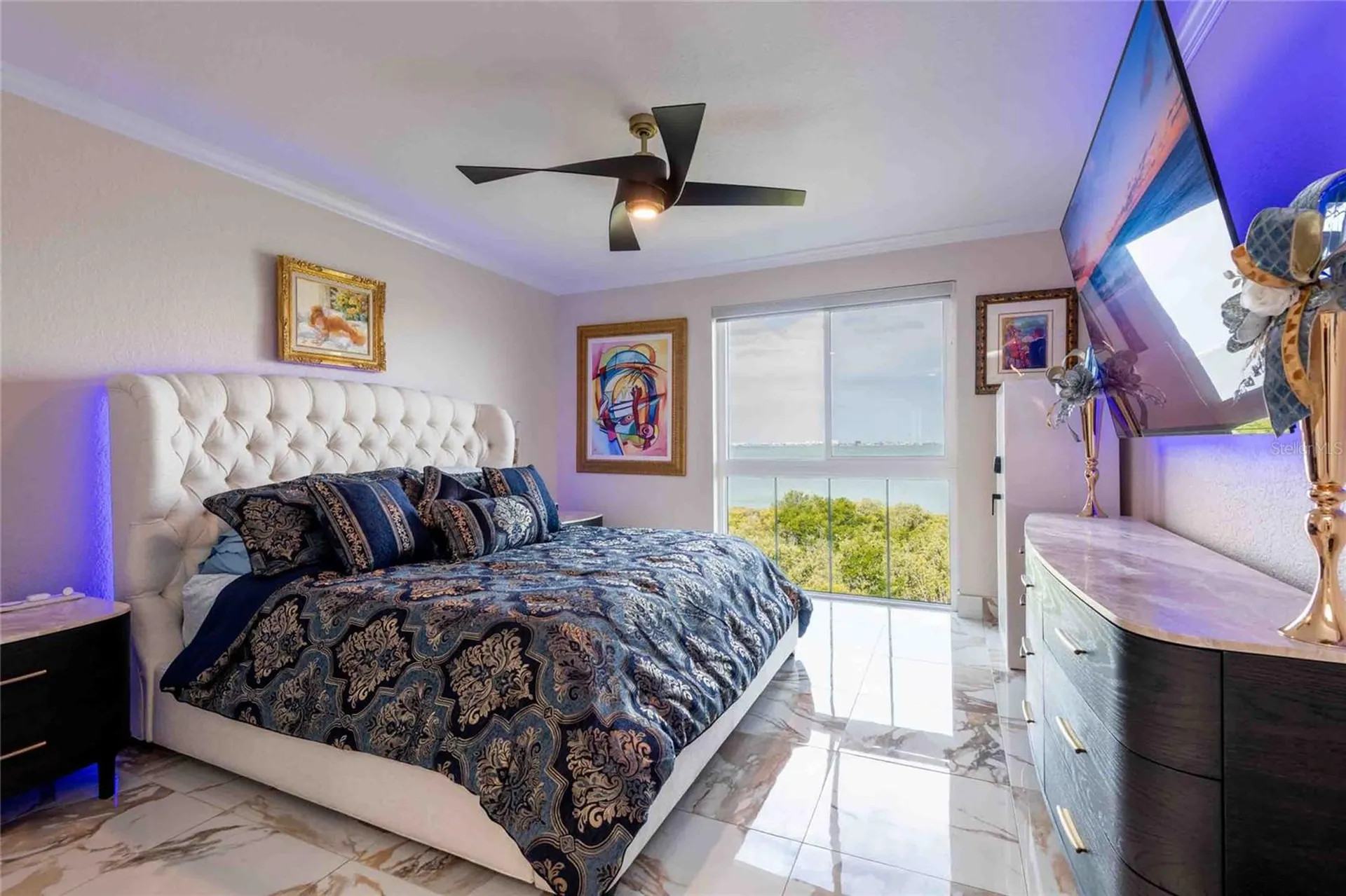 4737 Dolphin Cay Lane S St Petersburg FL 33711