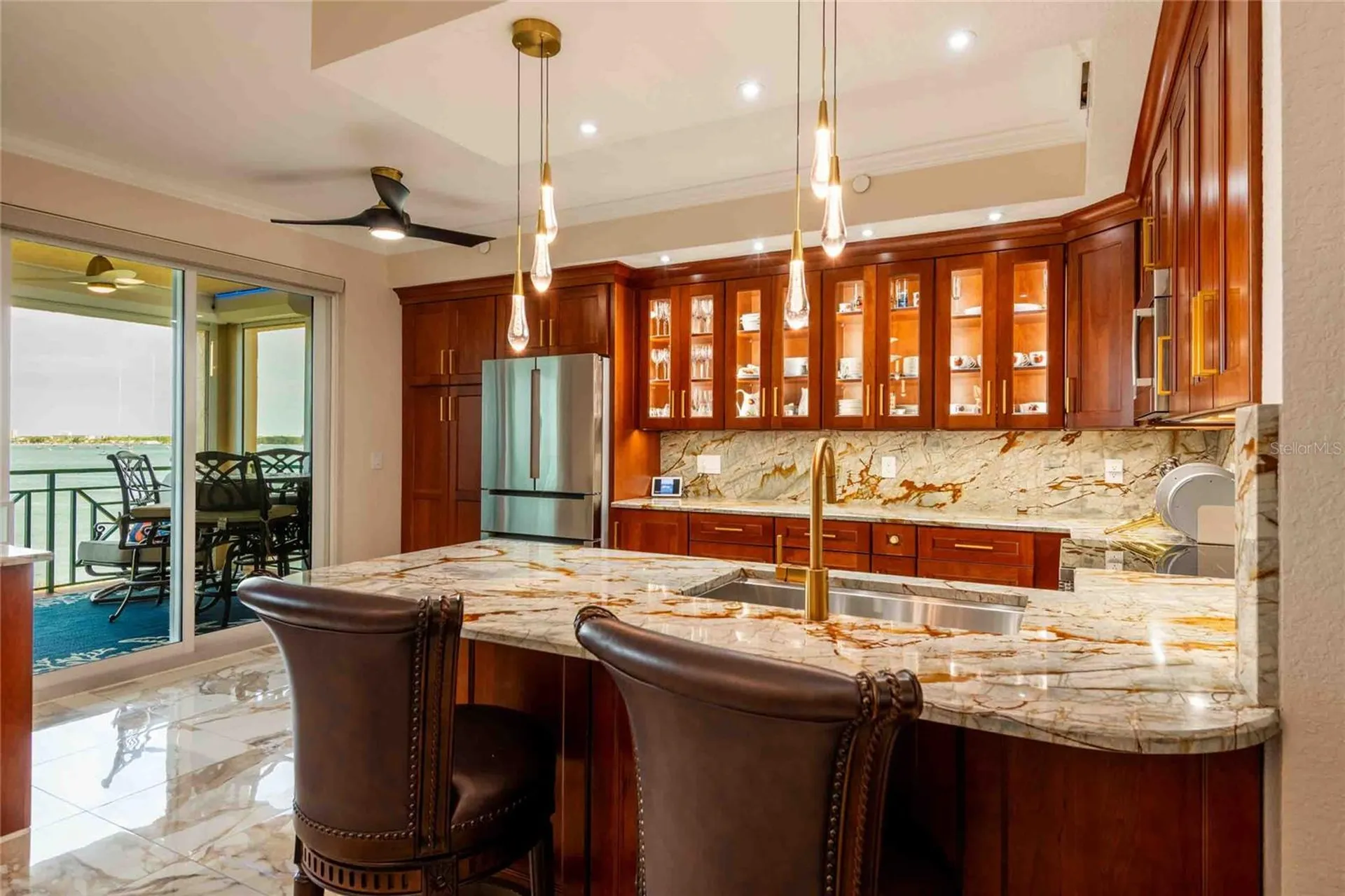 4737 Dolphin Cay Lane S St Petersburg FL 33711