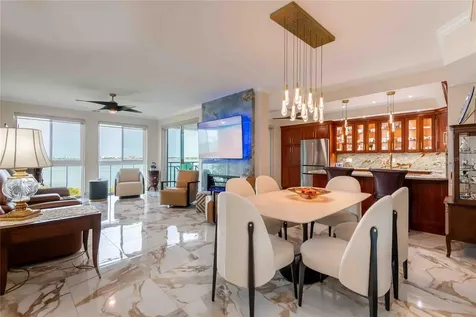 4737 Dolphin Cay Lane S St Petersburg FL 33711