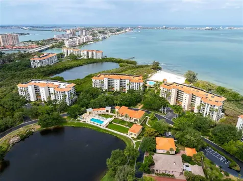 4737 Dolphin Cay Lane S St Petersburg FL 33711