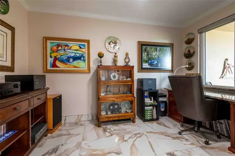 4737 Dolphin Cay Lane S St Petersburg FL 33711