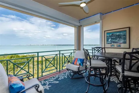 4737 Dolphin Cay Lane S St Petersburg FL 33711