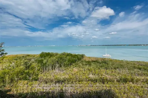 4737 Dolphin Cay Lane S St Petersburg FL 33711