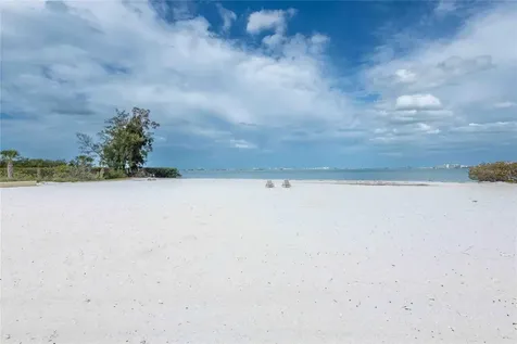 4737 Dolphin Cay Lane S St Petersburg FL 33711