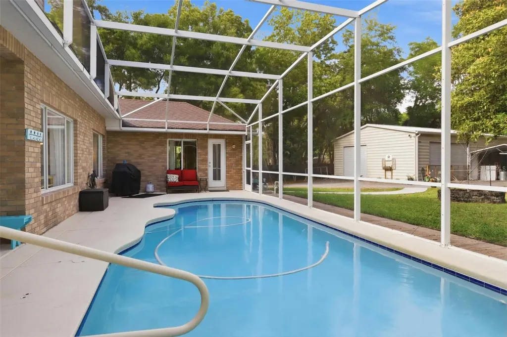 1661 Wondering Oak Lane Deland FL 32720