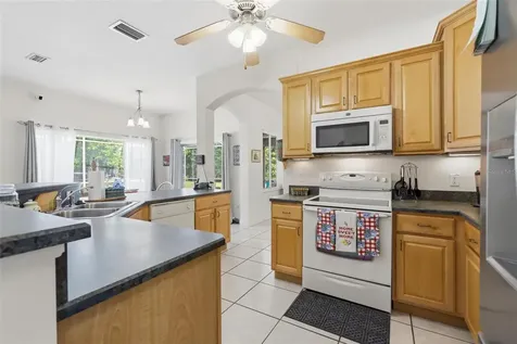 1661 Wondering Oak Lane Deland FL 32720